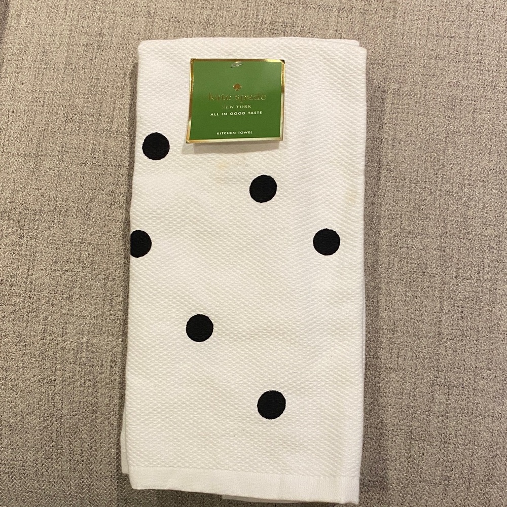 NWT set of 2 Kate Spade kitchen towels